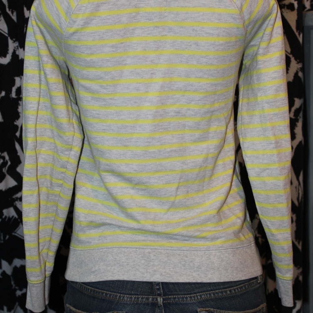 Old Navy Striped Sweater - Picture 4 of 5